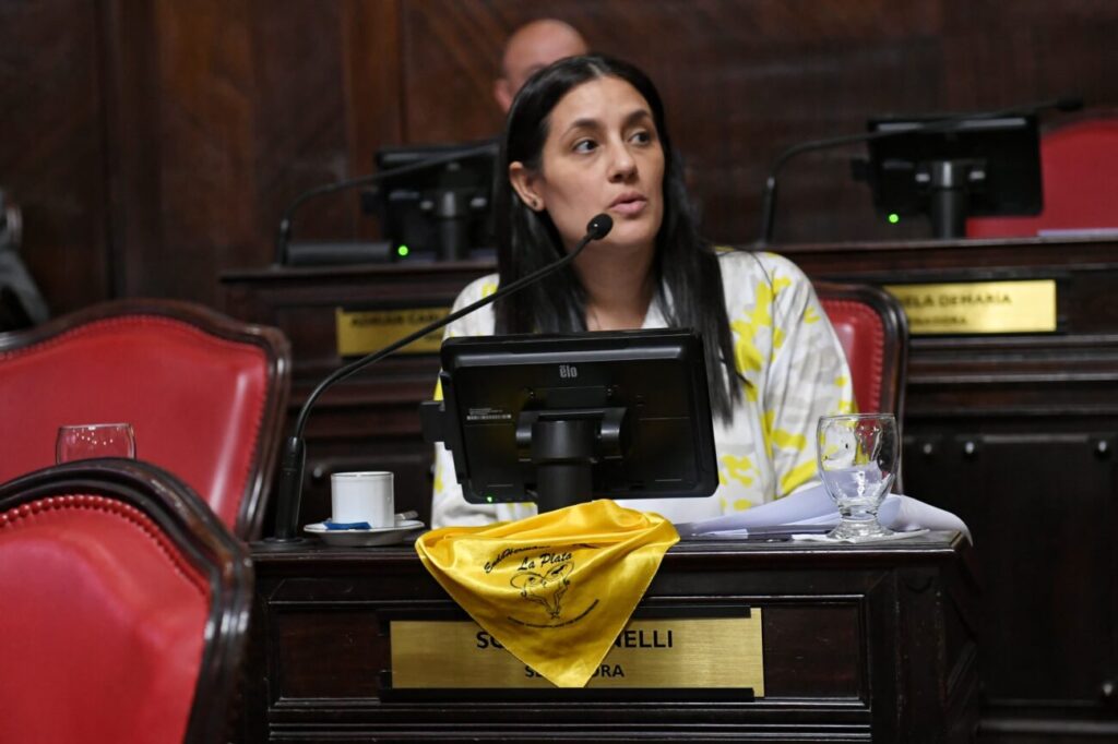 Sofía Vannelli, la senadora bonaerense de Unión por la Patria que busca incorporar la inteligencia artificial en todos los niveles educativos.