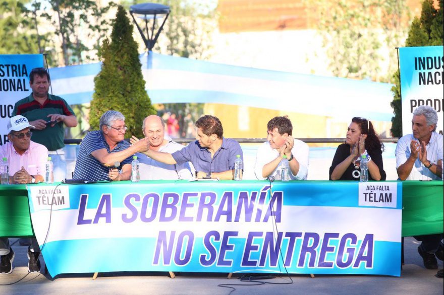 Kicillof continúa su recorrida por la provincia y esta tarde desembarca en Ensenada