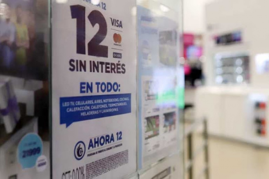 El Gobierno nacional también negocia la continuidad del programa Ahora 12, que vence el próximo 31 de enero