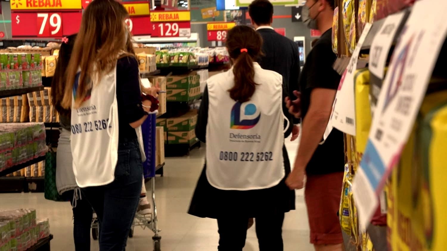 La Defensoría bonaerense salió a controlar los precios congelados.