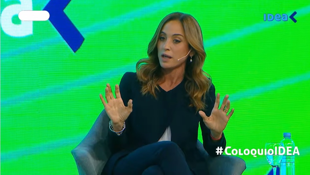 Victoria Tolosa Paz responde en el Coloquio de Idea a cómo generar empleo. 