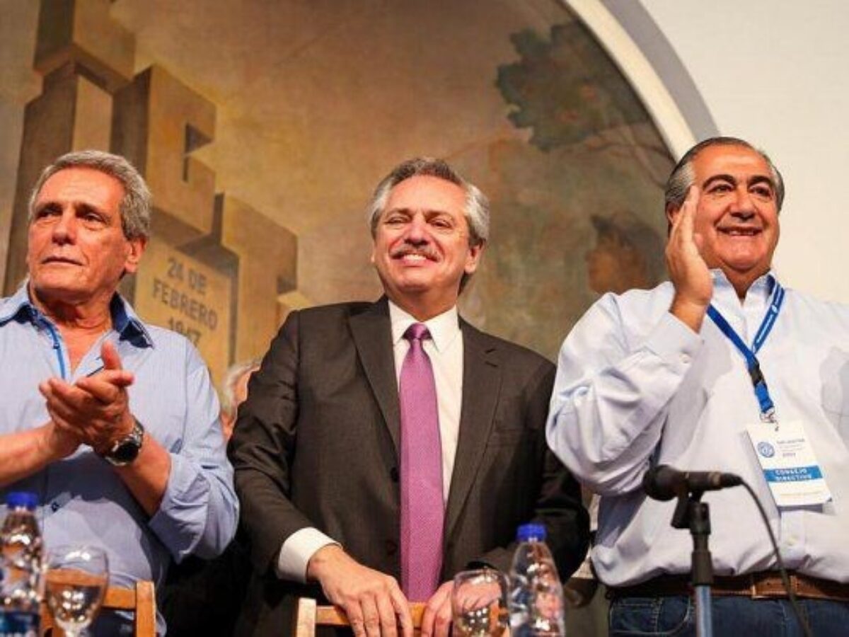Alberto Fernández y CGT acordaron unificar las celebraciones del 17 de octubre para el próximo lunes.  