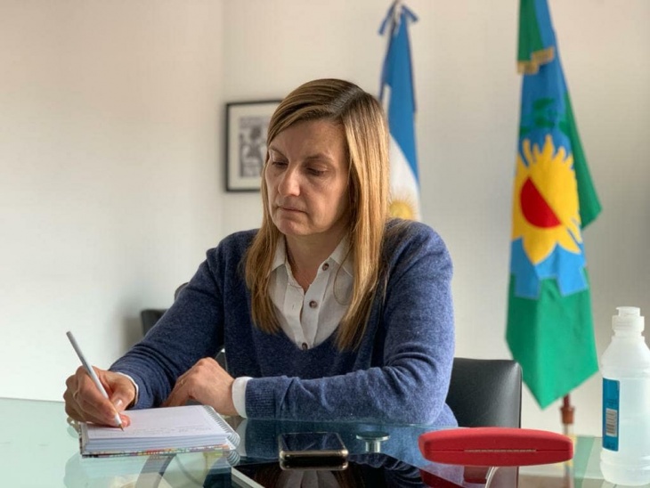 La senadora Gabriela Demaría impulsó la figura del "consumidor hipervulnerable". 