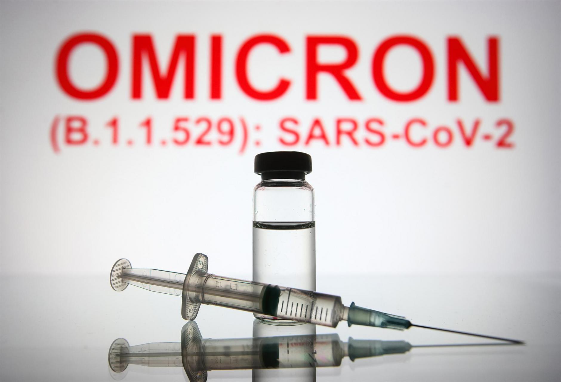 El laboratorio Astrazenca encara las etapas finales de prueba de una nueva generación de vacunas que serían altamente efectiva contra la variante Covide Omicrón.