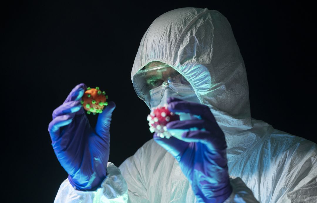La nueva variante Covid proveniente de Sudáfrica que preocupa al mundo. Enterate acá de qué se trata y cuál es su riesgo.