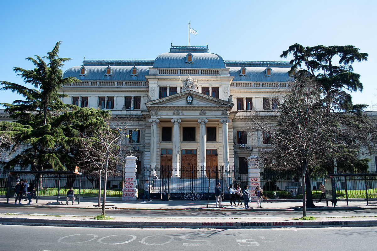 El oficialismo reune consensos para aprobar el Presupuesto 2022 antes del recambio de la Legislatura bonaerense. 