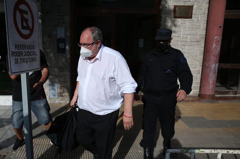 El juez federal de Dolores Martín Bava confirmó hoy al fiscal Juan Pablo Curi.