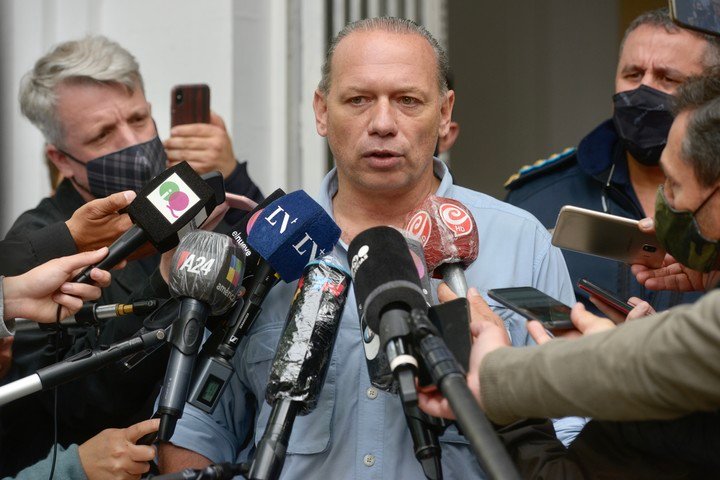 El ministro de Seguridad Sergio Berni cuestionó la autopsia realizada a Alejandro Martínez, el detenido que murió en la comisaría de San Clemente, y sembró un manto de dudas sobre la investigación.