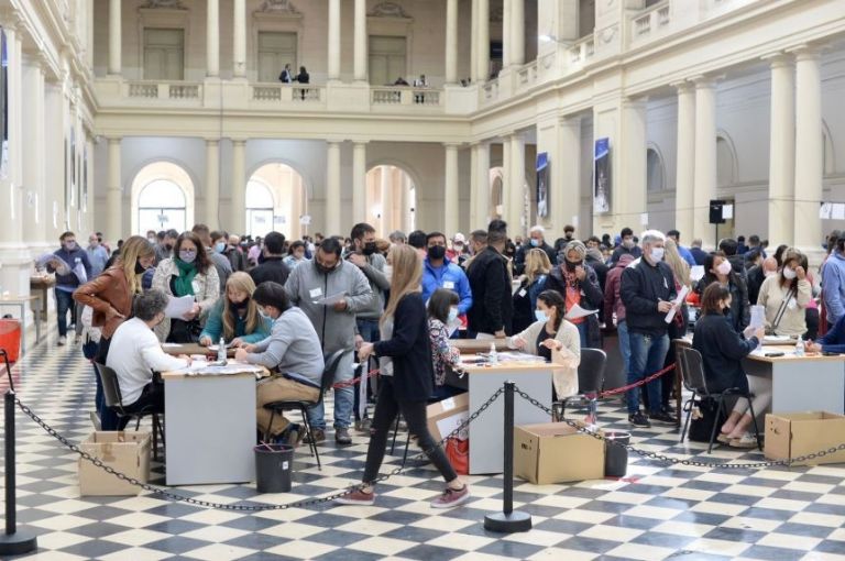 Escrutinio definitivo. Hay tres escenarios que podrían modificar el reparto de bancas en la provincia. 