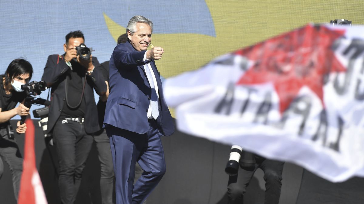 Fernández brindó un discurso por el día de la militancia