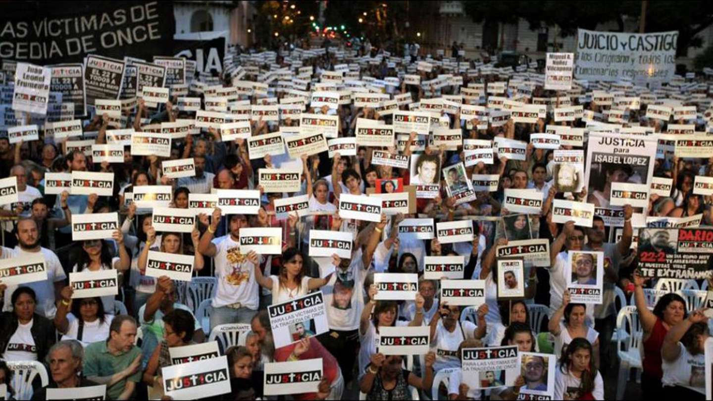Uno de los reclamos por la Tragedia de Once.