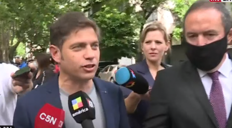 Elecciones 2021. Axel Kicillof votó esta mañana en La Plata. 