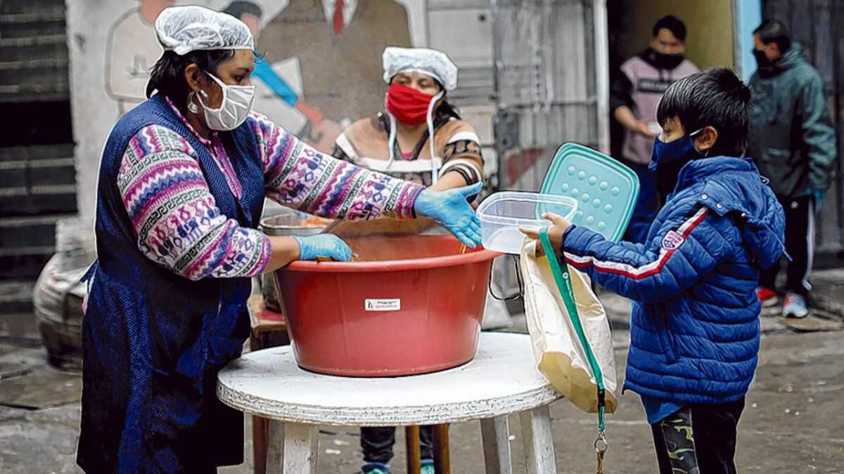 La ley de etiquetado frontal impulsa la educación alimentaria en los colegios.