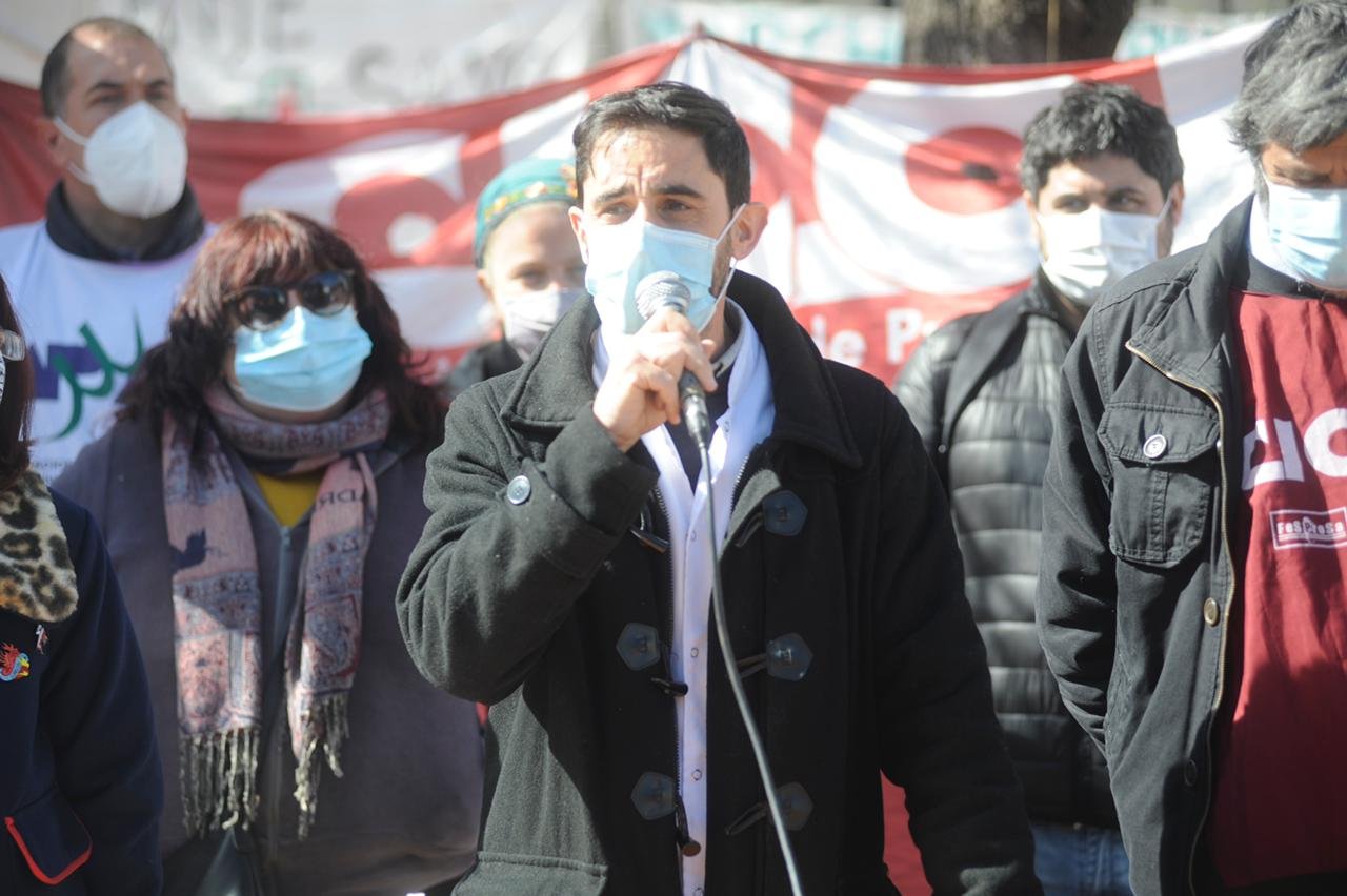 Los médicos bonaerenses enrolados en la CICOP definen nuevas medidas de fuerza esta tarde. Vienen de protagonizar tres paros contra el aumento salarial por decreto de Kicillof.
