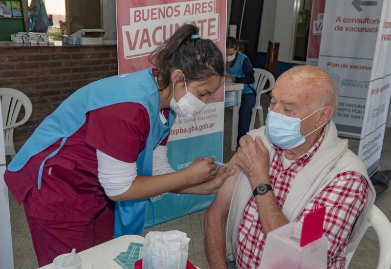 El miércoles 10 de noviembre se empezará a aplicar la tecera dosis en la provincia de Buenos Aires.
