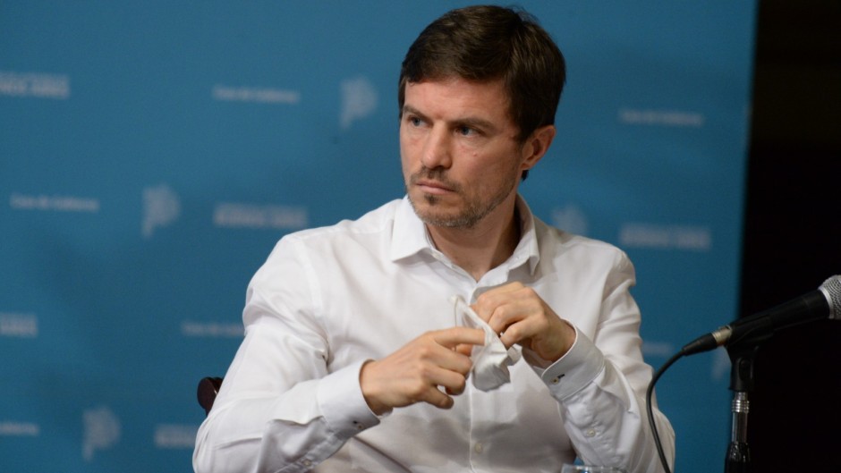 El ministro de Producción, Augusto Costa, defenderá el Presupuesto 2022 en un plenario conjunto de comisiones en la Legislatura bonaerense. Este lunes pasaron sus pares de Finanzas, Pablo López, y de Justicia, Julio Alak.