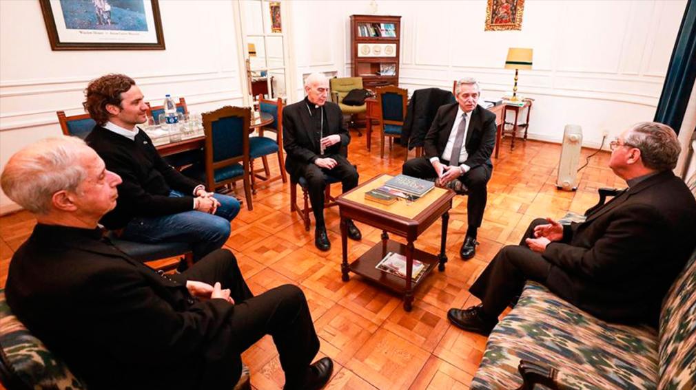  Alberto Fernández se rencontrará cpn  los miembros de la cúpula eclesiástica luego de la sanción de la ley Acceso a la interrupción del embarazo.