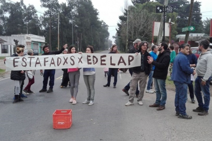 Los vecinos del Gran La Plata presentaron decuncias por cortes prescuentes y por largos lapsos de tiempo. 