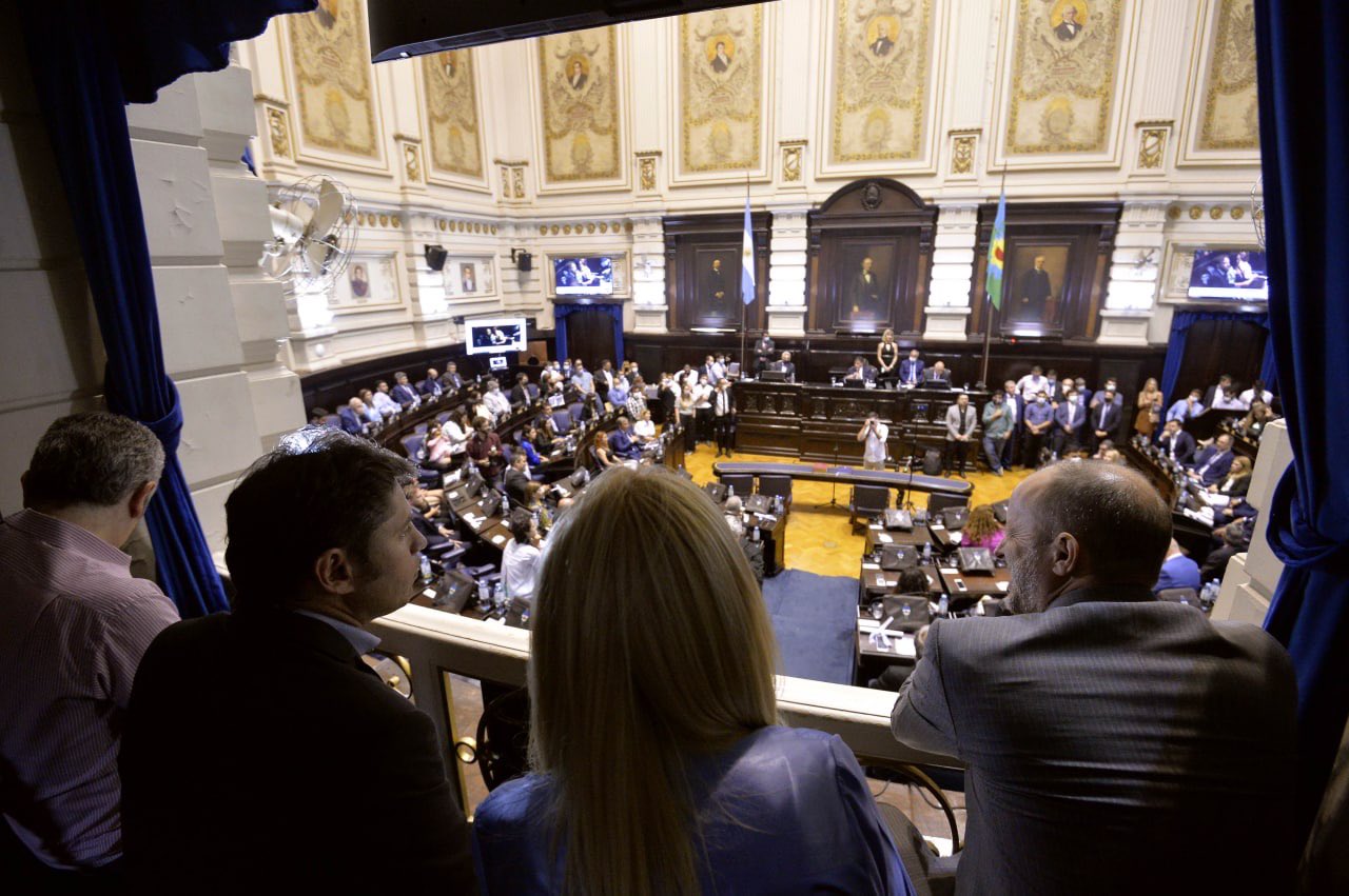 En la presidencia de la Cámara de Diputados fue reelecto el lomense Federico Otermín. Las cuatro vices se las repartieron el Frente de Todos y Juntos por el Cambio. Enterate quiénes son los presidentes de bloque.