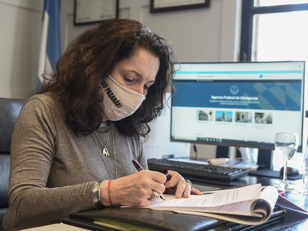 La interventora de la AFI Cristina Camaaño. 