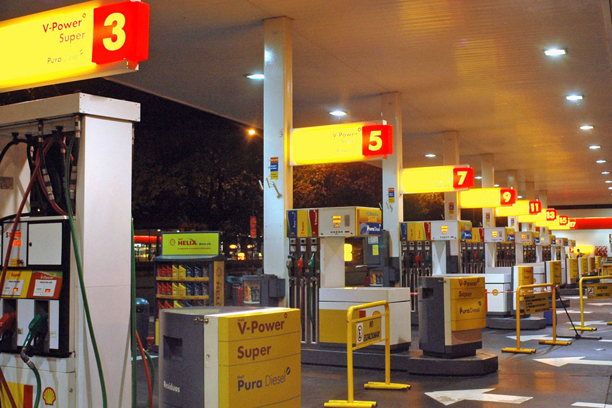 Se postergó hasta marzo 2022 la actualización del Impuesto de Combustibles  