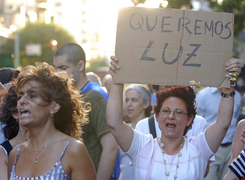 El ENRE ofrece un formulario para denuncias por cortes de luz 