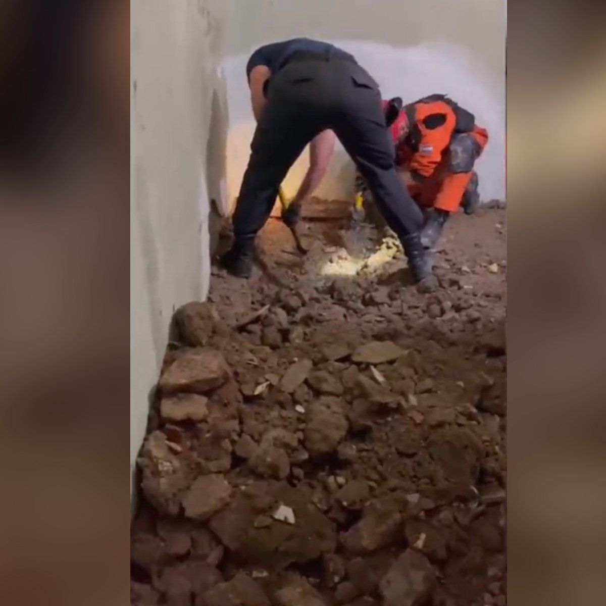 El cadáver de Nancy Videla fue hallado la madrugada del 3 de diciembre bajo un contrapiso de una de las habitaciones que Lezcano administraba en Bucarest al 2531 de Ingeniero Budge.