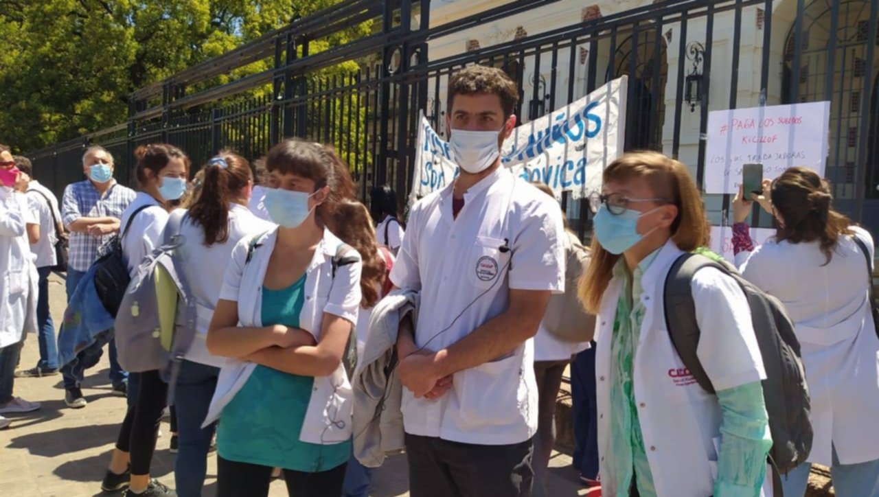 El Gobierno provincial ofreció un aumento del 53,9% anual a los médicos bonaerenses