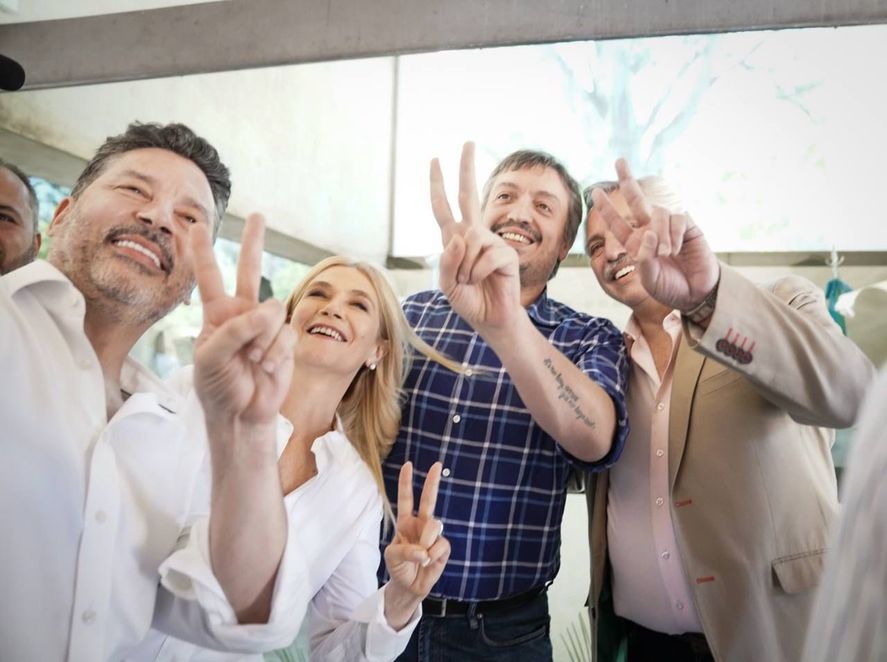 El diputado nacional y líder de La Cámpora, Máximo Kirchner, asumió la jefatura del PJ bonaerense con un llamado a la unidad, a abrir el Frente de Todos y con un mensaje para el interior de la provincia de Buenos Aires.