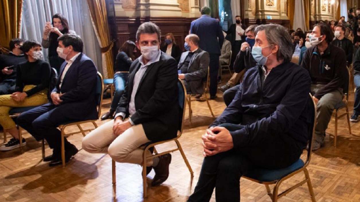 Sergio Massa y Máximo Kirchner mantienen el equilibrio de poder en la Legislatura bonaerense. 