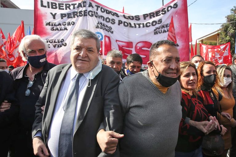 Luis D'Elia es uno de los dirigentes que respaldó la marcha contra la Suprema Corte de Justicia. 