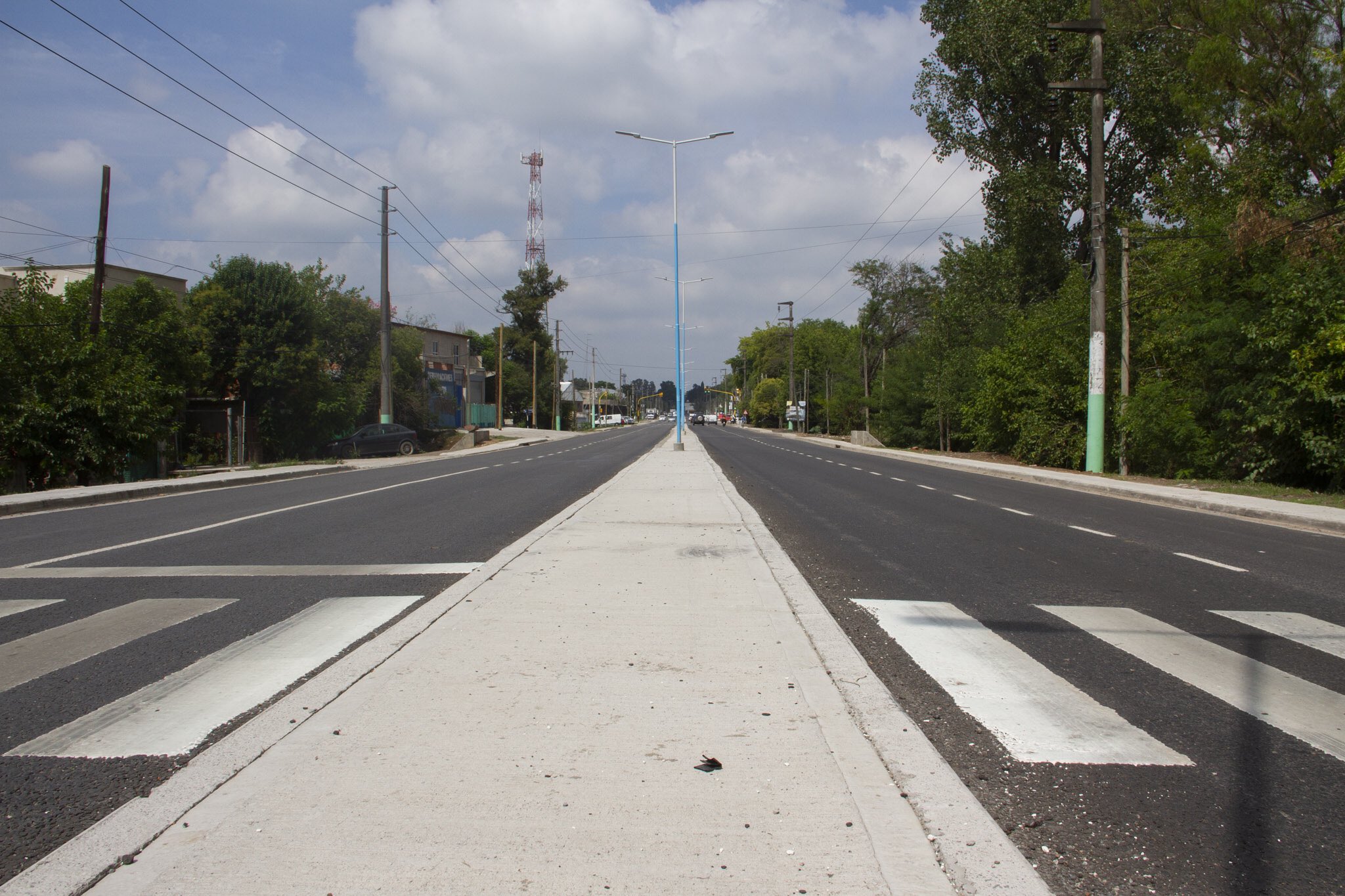 Inauguran obras viales que integran a diez barrios de Escobar