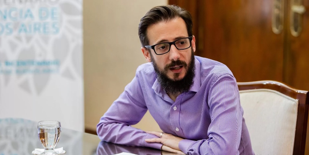 El ministro de Hábitat y Desarrollo Urbano bonaerense, Agustín Simone, recibió a la Federación de Inquilinos Nacional.