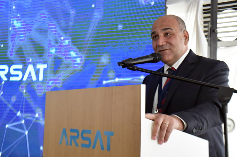 El jefe de Gabinete, Juan Manzur participa de la apertura de la 3° Mesa sobre Industria Satelital y Aeroespacial en la estación terrena ARSAT. 