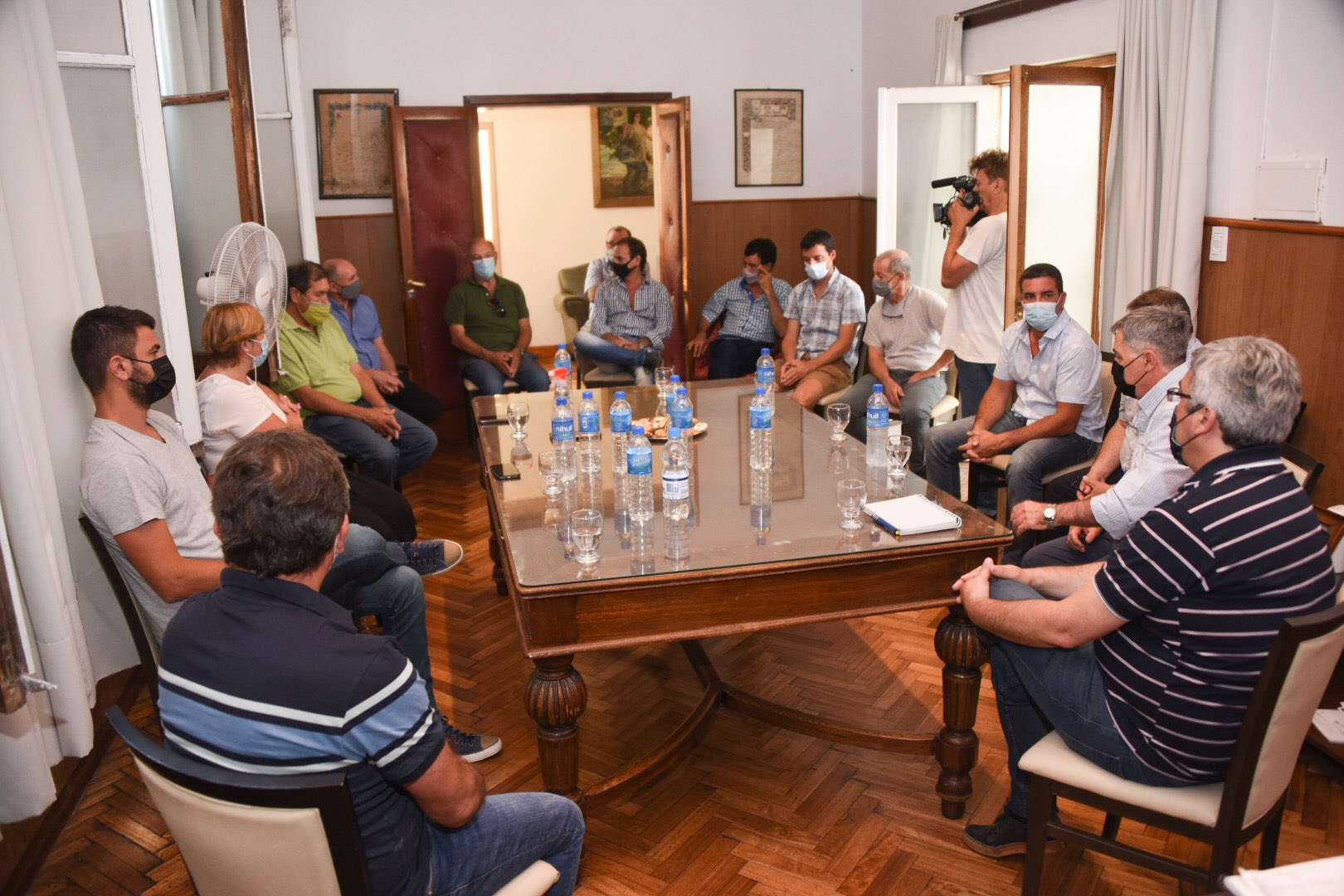 El ministro de Desarrollo Agrario bonaerense se reunió con productores de Lobería en medio de los reclamos por la sequía.