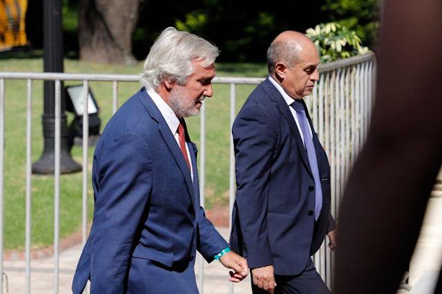 Los bloques de diputados y senadores provinciales de Juntos, junto a la mesa provincial de la coalición opositora, sostuvieron que el pedido de juicio político a Conte Grand, no tiene “sustento legal” y acusaron al kirchnerismo de “buscar impunidad”.
