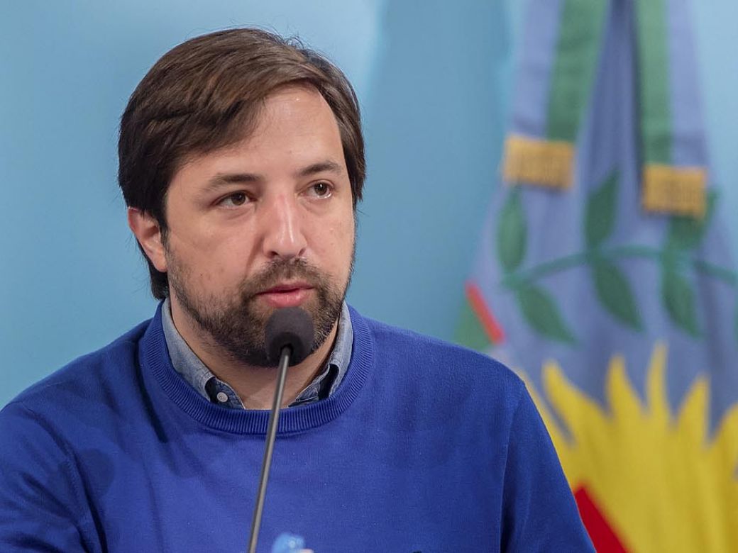 El ministro de Salud, Nicolás Kreplak, dijo que van a analizar los casos de covid durante abril para ver si quitan el uso obligatorio de barbijos