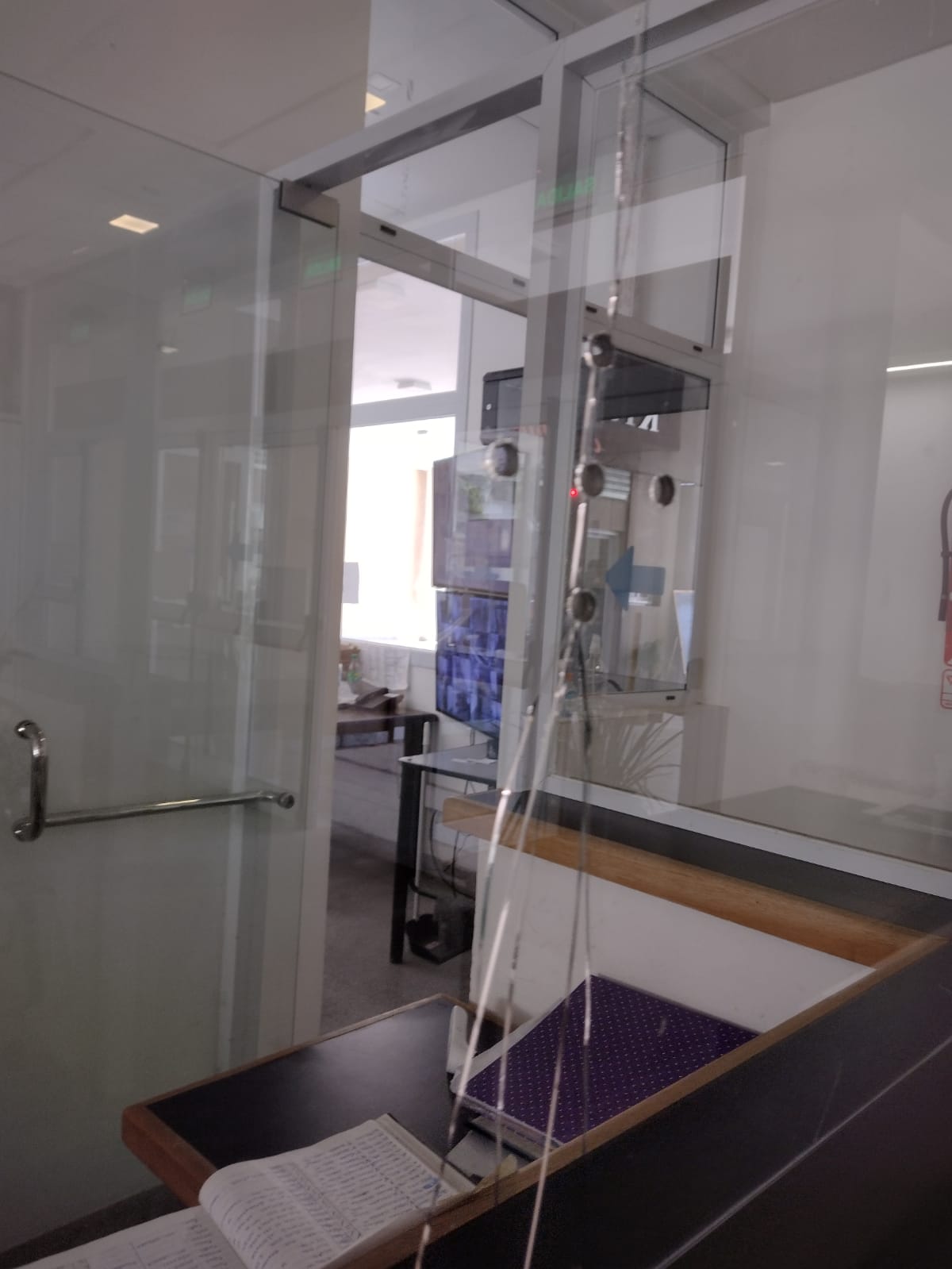 Así quedó la guardia del Hospital Rossi tras los ataques