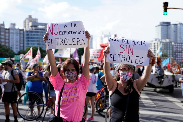 El rechazo en las calles a la explotación petrolera fue masivo. 