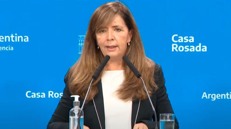 La portavoz de la Presidencia, Gabriela Cerruti, leyó el comunicado de la Cancilleria en rechazo a la guerra de Rusia-Ucrania.
