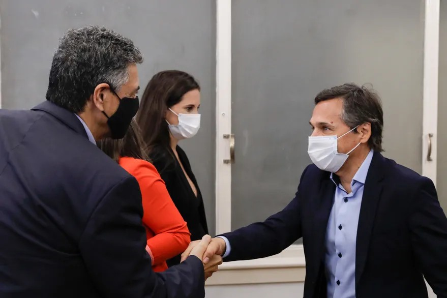 Ayer tuvo lugar la primera reunión por el traspaso de colectivos.