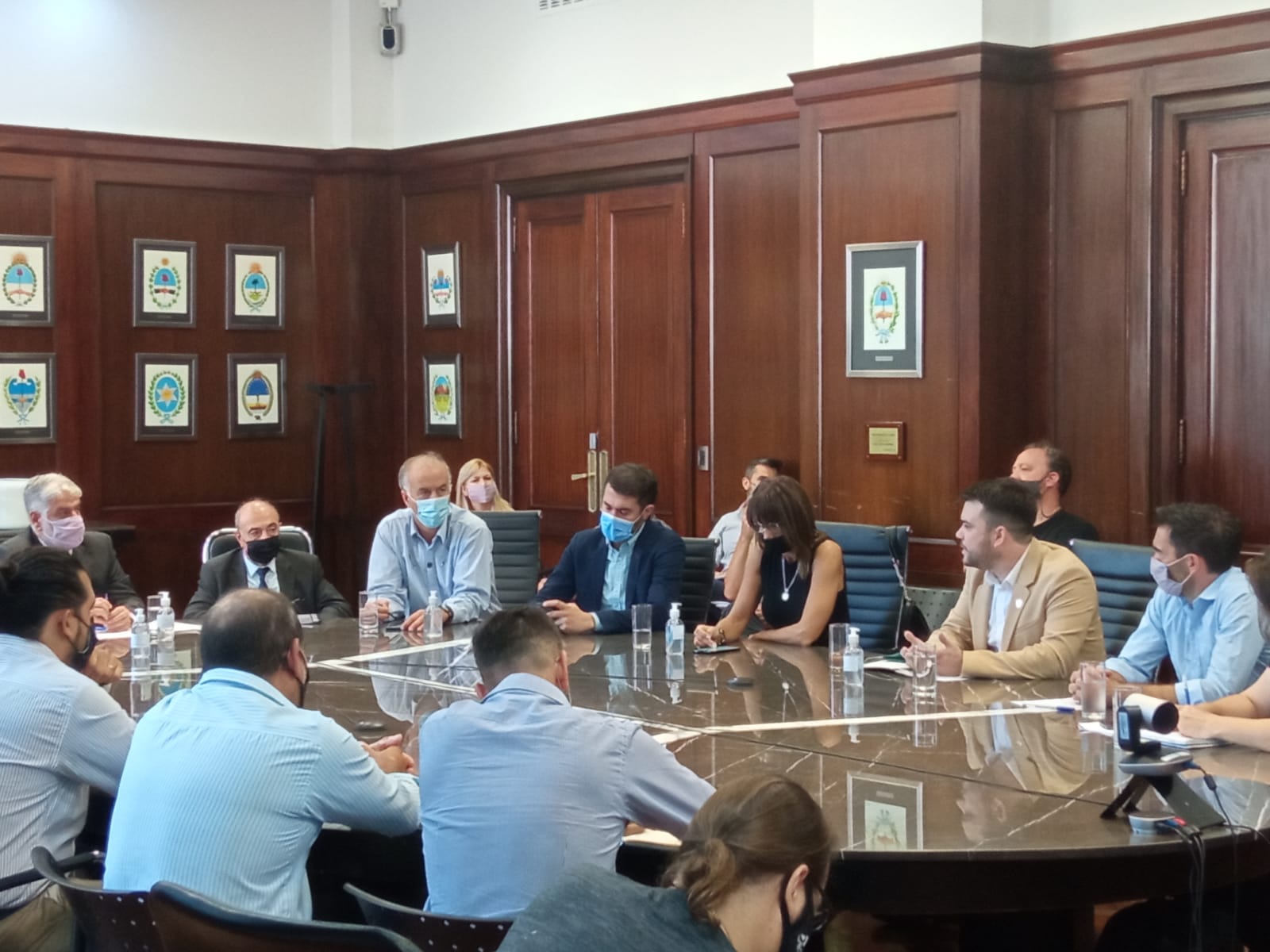 En la reunión estuvieron presentes representantes de inquilinos, la Federación de Inquilinos Nacional, las Cámaras Inmobiliarias y la AFIP.