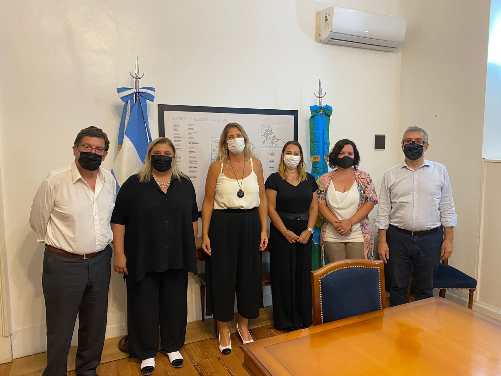 Inicio de clases. Los Padres Organizados fueron recibidos por primera vez por la gestión de Axel Kicillof.