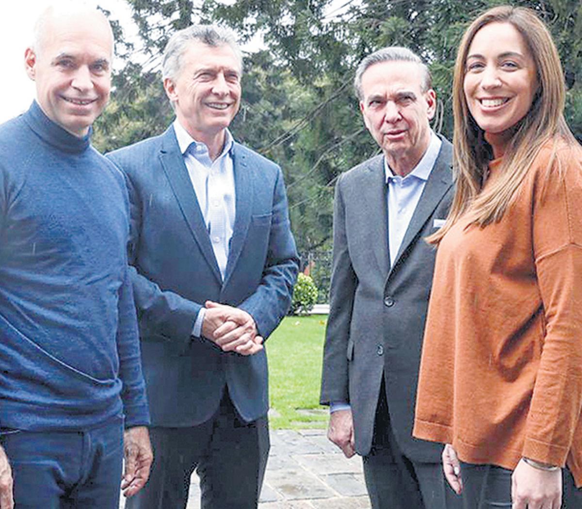 Miguel Ängel Pichetto junto a María Eugenia Vidal en la campaña para las elecciones de 2019.
