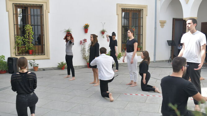 Los alumnos de la Escuela Municipal de Arte Dramático buscan que se concrete la edificación de la nueva sede