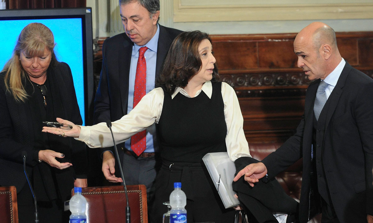 espionaje ilegal bicameral de inteligencia