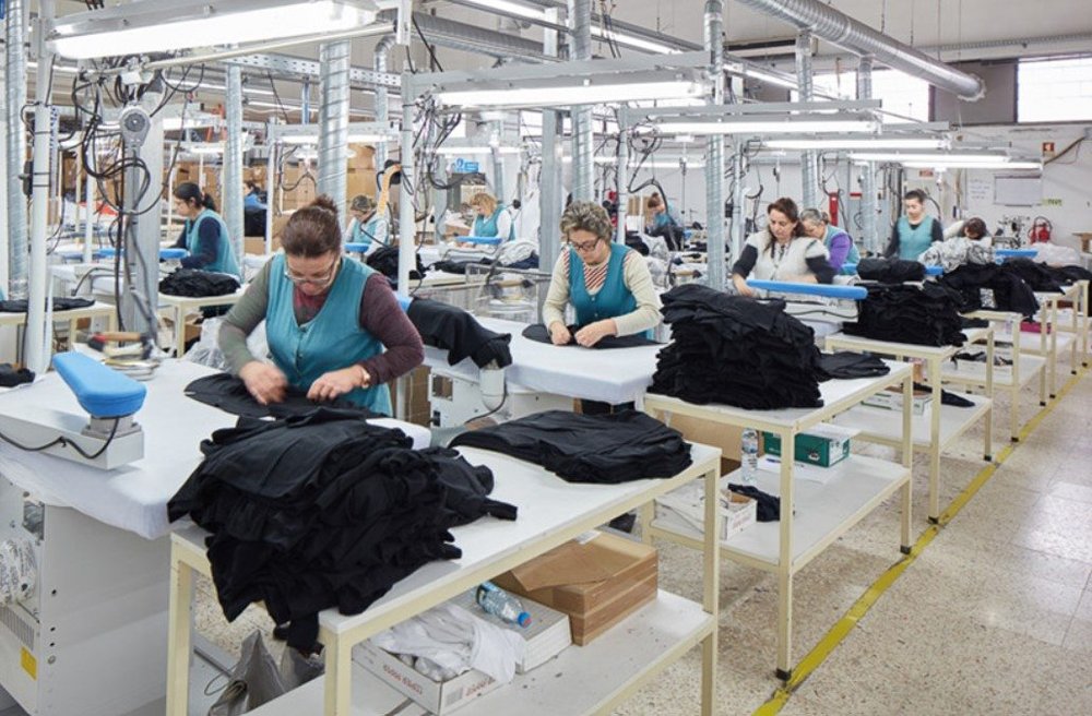 Prendas de vestir, cuero y calzado registró un crecimiento anual de 42,9% y fue uno de los sectores que impulsó la suba de la actividad industrial.