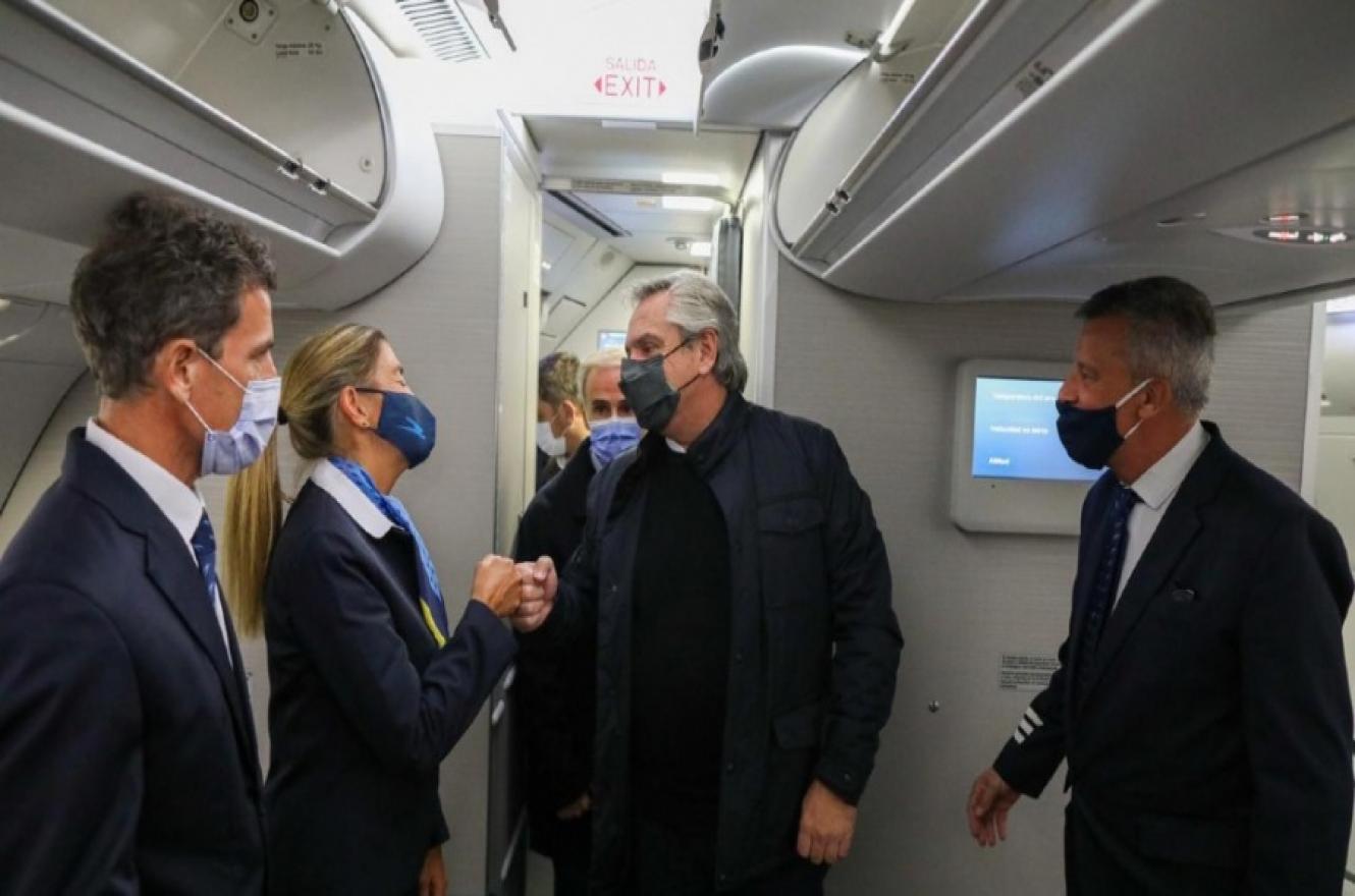 Alberto Fernández tiene pensado regresar este miksmo martes a la Argentina