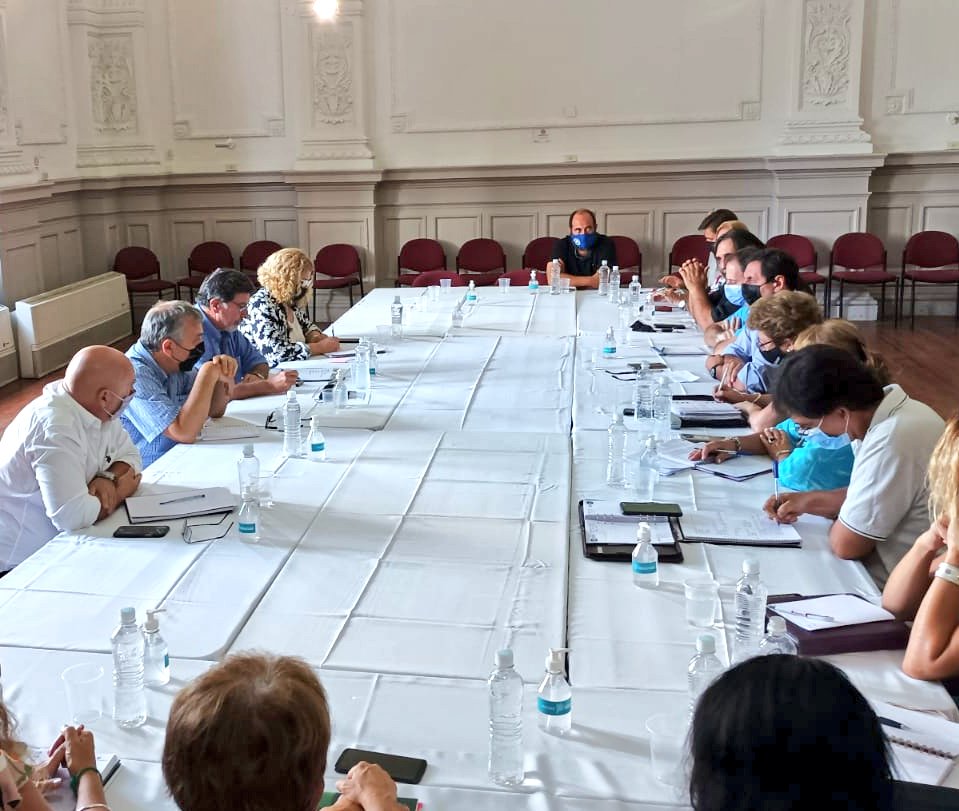 Los gremios docentes bonaerenses pusieron a consideración un encuentro con las carteras de Salud y Educación para tratar cuestiones relacionadas a protocolos Covid.