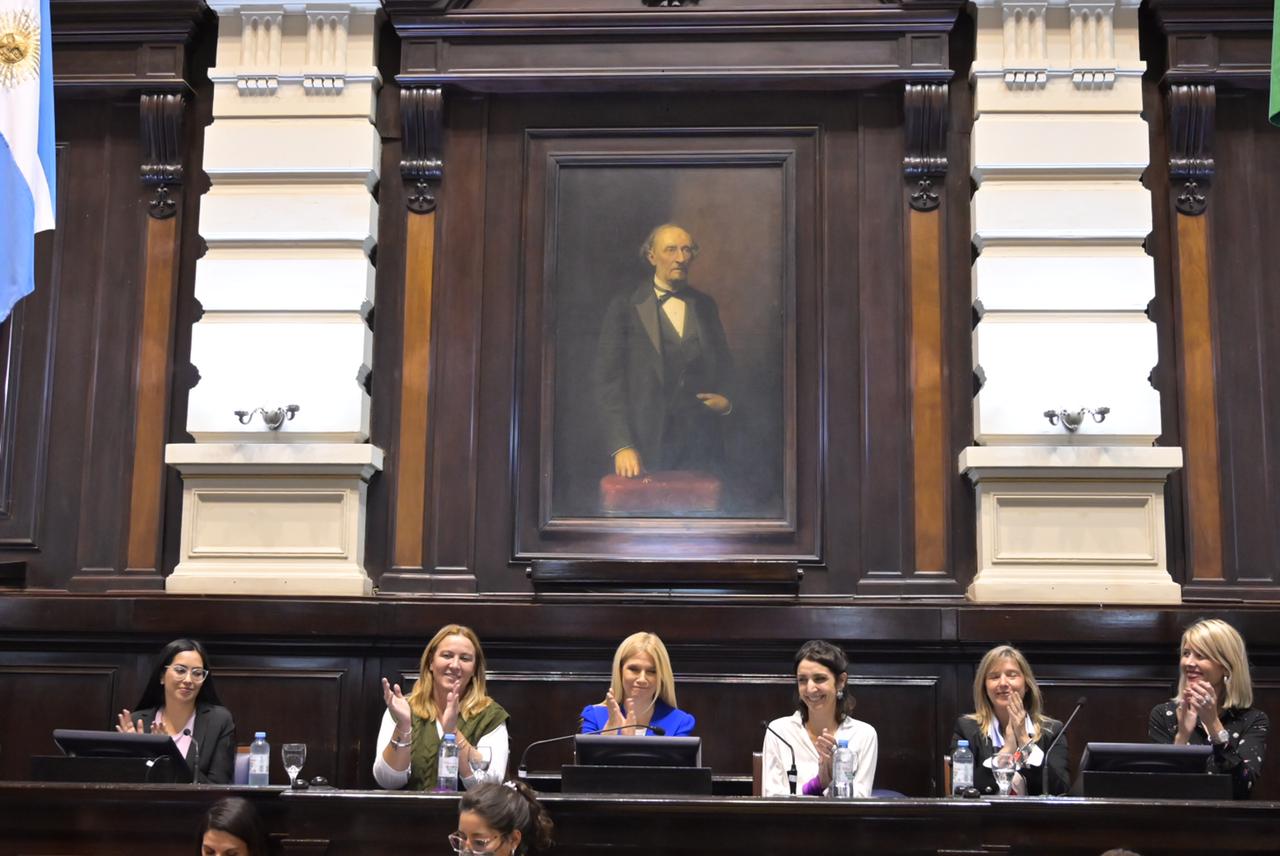 El Parlamento de Mujeres y Diversidades fue impulsado por el bloque de diputadas bonaerenses del Frente de Todos